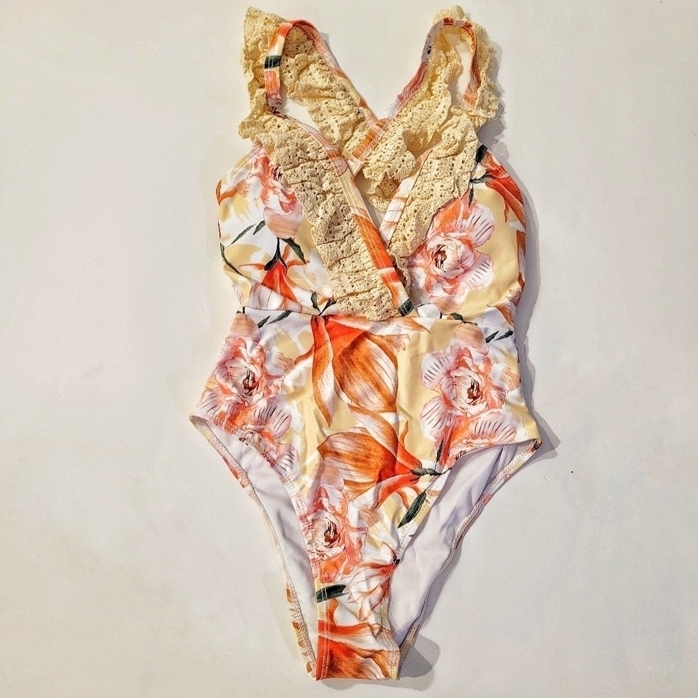 Floral & Eyelet Lace One Piece Swimsuit - Picture 6 of 13